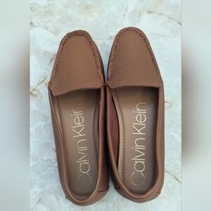 Calvin Klein Woman's Leather Loafers Comfy Shoes Sz 8